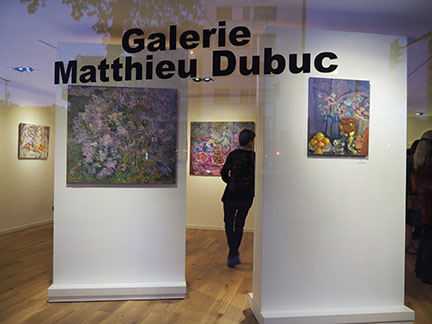 Fin de vernissage à l'exposition Kouzmine à la galerie Matthieu Dubuc, en 2015, en même temps que l'inauguration de la nouvelle galerie.